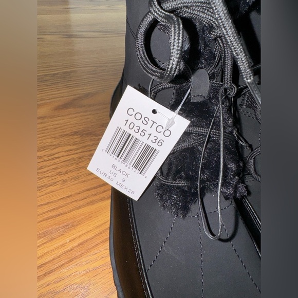 JBU Colorado black faux fur, water resistant, memory foam boots woman size 9 - Picture 6 of 13